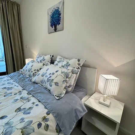 South Bay * 瓦爾納